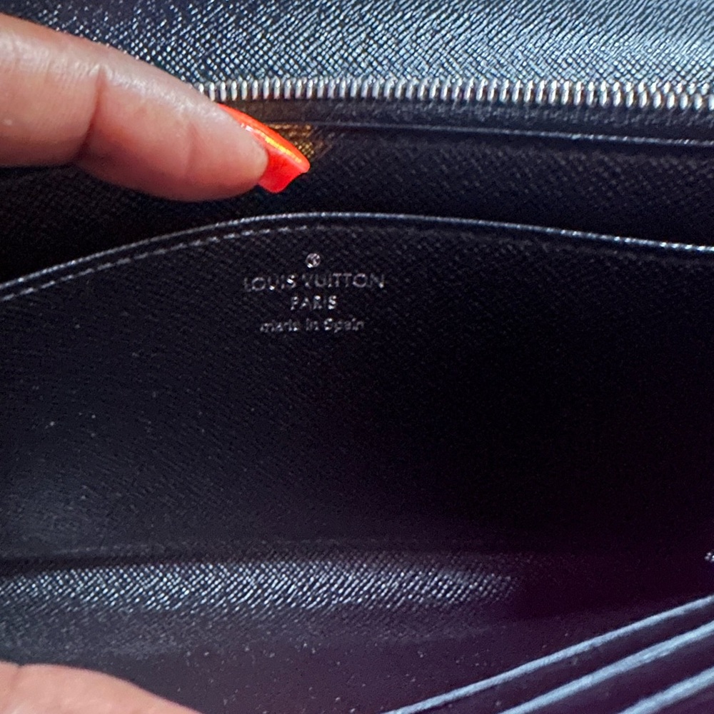 Louis Vuitton Epi Louise Wallet - Picture 7 of 11